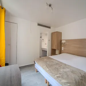 Casa Serena Parijs
